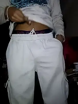 LeanBae online show from February 9, 2026, 7:01 pm