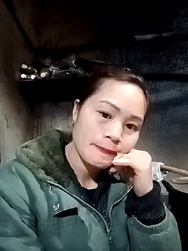 Snapshot of l_kiss chatting on February 2, 2026, 1:32 pm l kiss online show from February 2, 2026, 1:32 pm