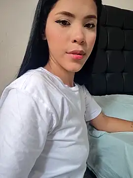 Luucia 09 online show from February 7, 2026, 7:33 pm