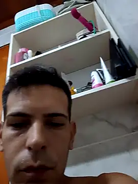 AmorSobra online show from February 19, 2026, 12:46 pm