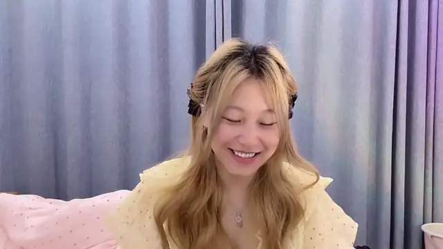 SM JIAJIA ZL online show from July 28, 2026, 3:21 pm