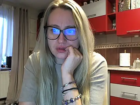 Nataly Rosy online show from February 3, 2026, 6:40 am