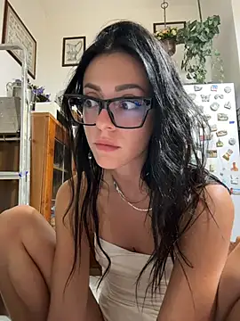 Snapshot of alibi_room chatting on July 15, 2026, 10:28 pm alibi room online show from July 15, 2026, 10:28 pm