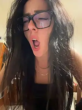 Snapshot of alibi_room chatting on July 24, 2026, 7:21 pm alibi room online show from July 24, 2026, 7:21 pm