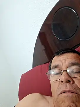 eros3442 online show from February 8, 2026, 4:32 am