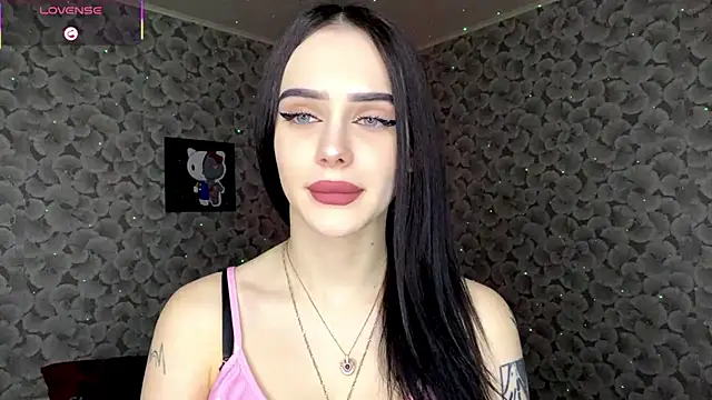 IeshaOsorio online show from April 7, 2026, 7:54 am