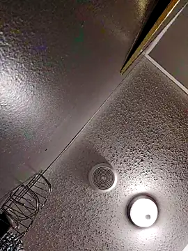 Snapshot of Juicy_Libra69 chatting on February 19, 2026, 5:48 am Juicy Libra69 online show from February 19, 2026, 5:48 am