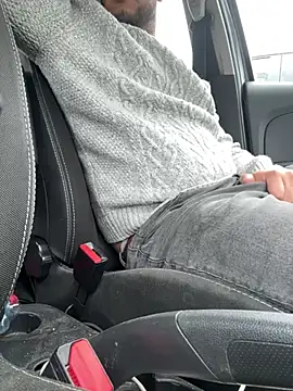 latinocalientehot online show from March 10, 2026, 12:31 pm