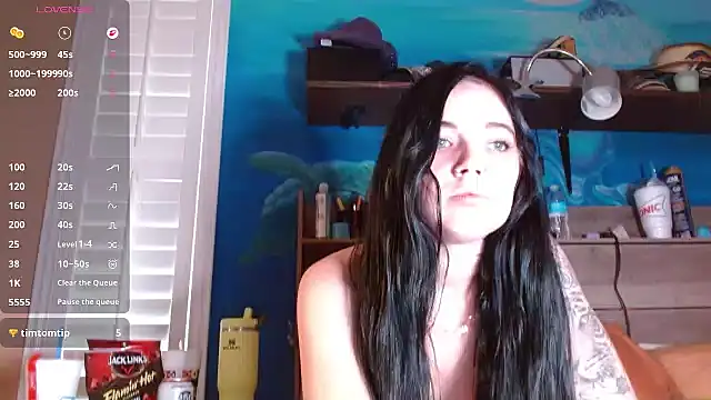 Snapshot of ahungkittykat chatting on May 3, 2026, 9:29 pm ahungkittykat online show from May 3, 2026, 9:29 pm