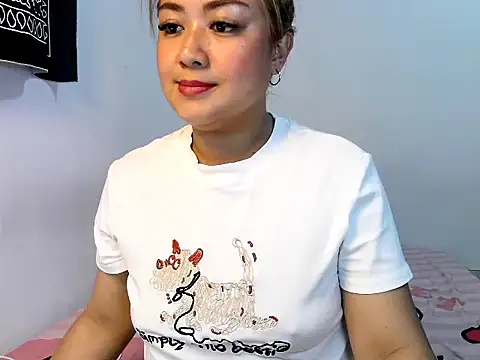 Snapshot of heart5 chatting on March 1, 2026, 8:20 pm heart5 online show from March 1, 2026, 8:20 pm