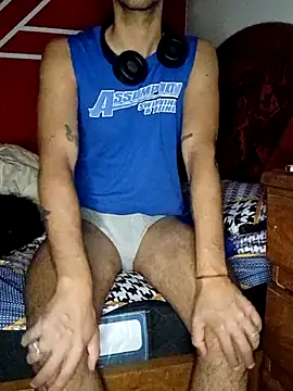 Snapshot of honeymannn chatting on April 8, 2026, 9:16 pm honeymannn online show from April 8, 2026, 9:16 pm