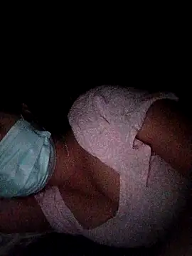 Snapshot of Hassina_456 chatting on April 8, 2026, 6:42 pm Hassina 456 online show from April 8, 2026, 6:42 pm