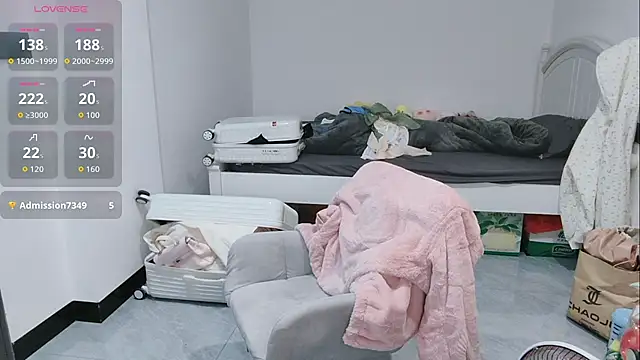 Snapshot of Eliana-ik chatting on February 13, 2026, 4:07 pm Eliana-ik online show from February 13, 2026, 4:07 pm