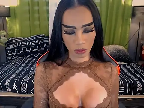 Snapshot of VeshtidaTS chatting on February 9, 2026, 8:23 am VeshtidaTS online show from February 9, 2026, 8:23 am