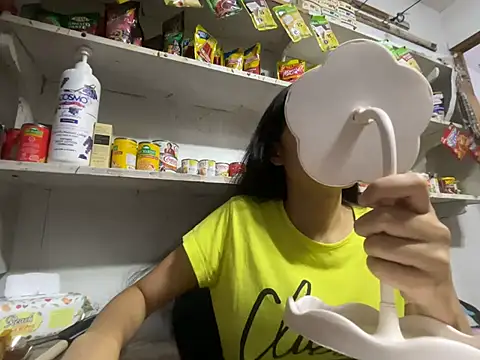 Sweetiebabe25 online show from April 9, 2026, 10:10 am