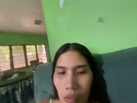 Sweetiebabe25 online show from April 19, 2026, 9:43 am