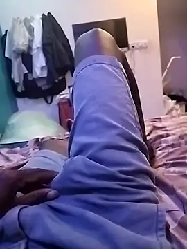 tamilpaiyan989 online show from April 5, 2026, 4:02 pm