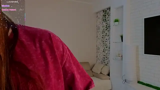 MeiLiscio online show from April 2, 2026, 6:09 am