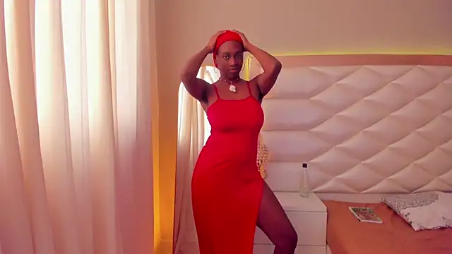 EvelynDivine online show from April 21, 2026, 2:23 pm