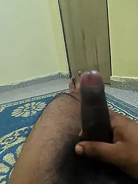 Snapshot of Romantic_boy143 chatting on June 6, 2026, 11:43 pm Romantic boy143 online show from June 6, 2026, 11:43 pm