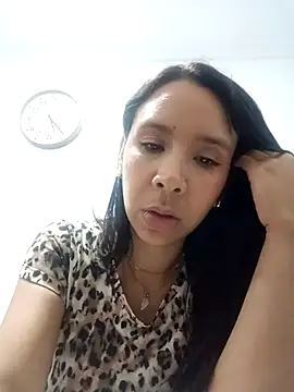 MiaSantana  online show from April 7, 2026, 10:22 pm