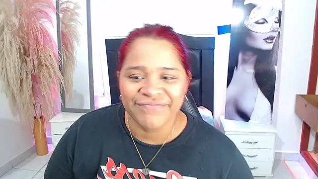 Snapshot of NathaliaMayson chatting on February 13, 2026, 4:12 am NathaliaMayson online show from February 13, 2026, 4:12 am