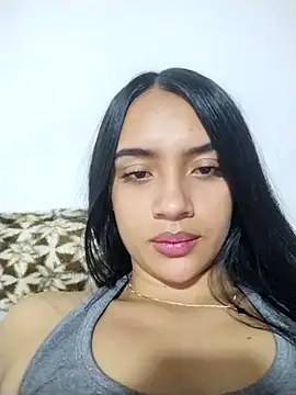 cynliu online show from April 20, 2026, 4:48 am