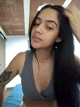 cynliu online show from May 6, 2026, 5:44 am