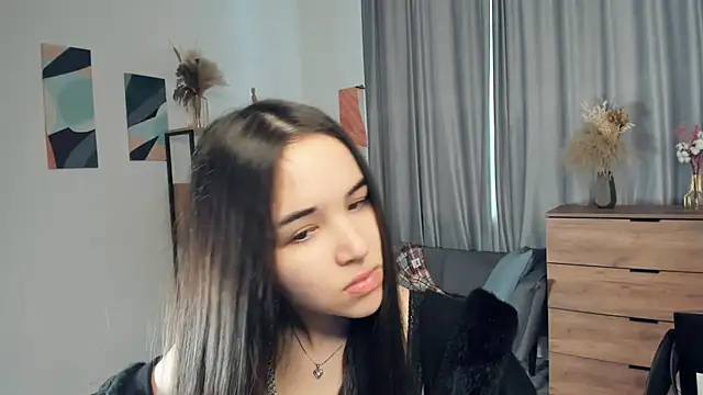 Snapshot of AvantgardAlone chatting on February 16, 2026, 8:35 am AvantgardAlone online show from February 16, 2026, 8:35 am