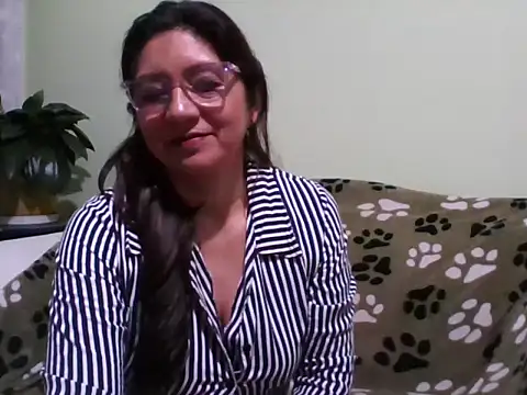 Snapshot of pamela_sexy23 chatting on February 9, 2026, 3:04 am pamela sexy23 online show from February 9, 2026, 3:04 am