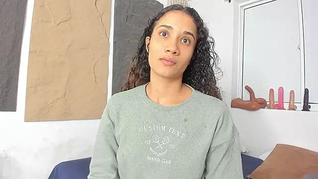 Snapshot of marian_rios chatting on February 9, 2026, 11:08 am marian rios online show from February 9, 2026, 11:08 am