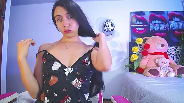 lika little0 online show from May 17, 2026, 11:49 pm