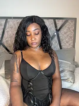 Snapshot of Denise_wolfe21 chatting on February 5, 2026, 7:43 pm Denise wolfe21 online show from February 5, 2026, 7:43 pm