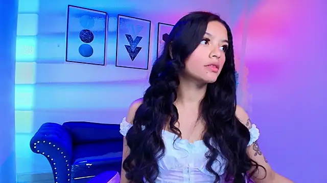 Maddie T18 online show from May 22, 2026, 11:30 am