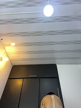 Snapshot of Nala_OMG chatting on February 13, 2026, 7:14 pm Nala OMG online show from February 13, 2026, 7:14 pm