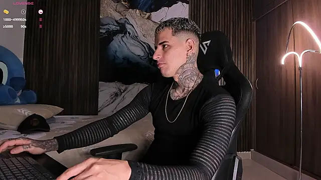 trisstann  online show from February 14, 2026, 4:51 pm