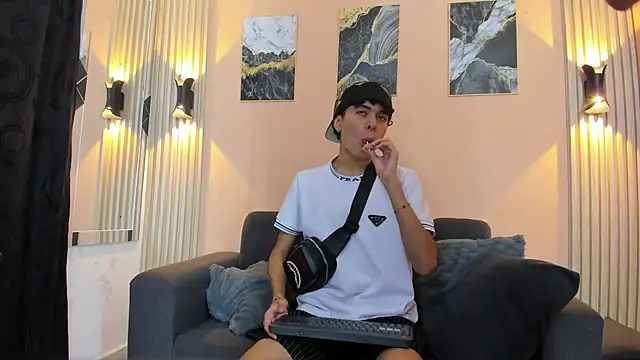 DesiresOfOlympus  online show from April 15, 2026, 7:40 pm