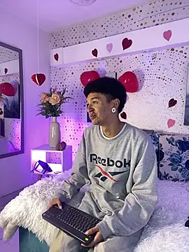 Snapshot of David_Banks_ chatting on February 22, 2026, 12:40 pm David Banks online show from February 22, 2026, 12:40 pm