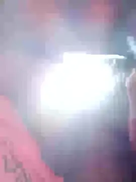 quynhbupbe11 online show from February 3, 2026, 12:10 pm