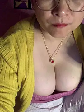 Star-sweet01 online show from February 6, 2026, 3:35 am