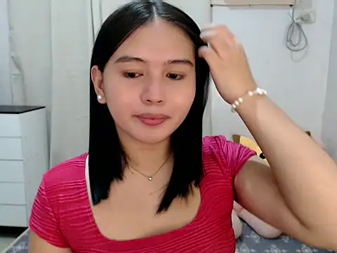 lovely Janeee online show from July 26, 2026, 9:32 pm