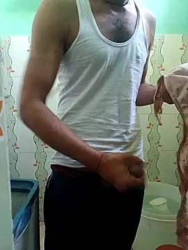 Snapshot of Sharmasamba chatting on March 9, 2026, 3:43 am Sharmasamba online show from March 9, 2026, 3:43 am