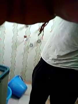 Snapshot of Sharmasamba chatting on March 8, 2026, 4:38 am Sharmasamba online show from March 8, 2026, 4:38 am