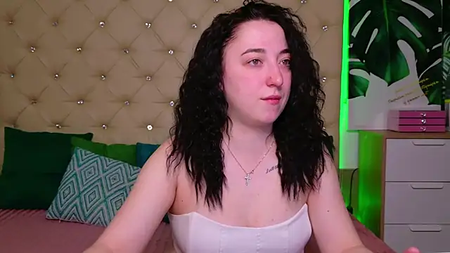 AwaMax online show from April 9, 2026, 4:47 am