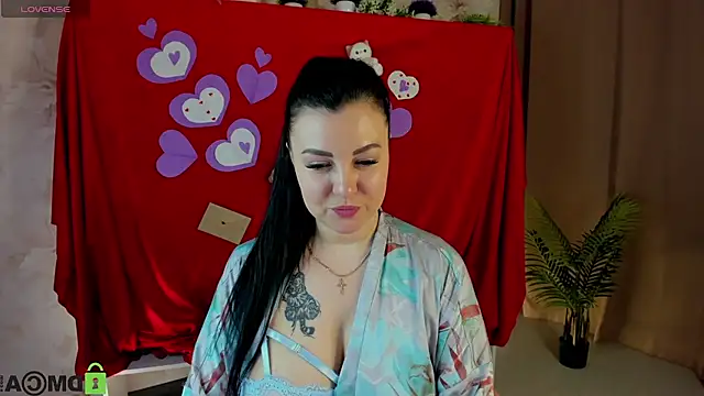 Monika Martinezz online show from February 12, 2026, 4:01 am