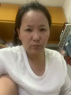 Youyou 12 online show from April 16, 2026, 12:11 am