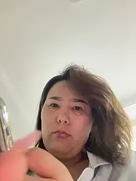 Youyou 12 online show from February 12, 2026, 2:39 pm