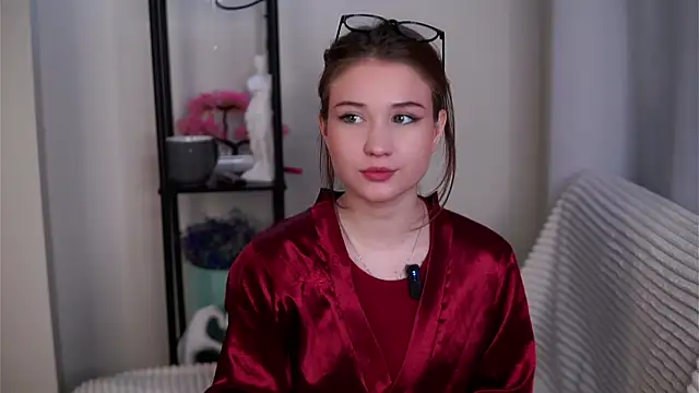 TemikaAltvater online show from February 13, 2026, 2:17 pm