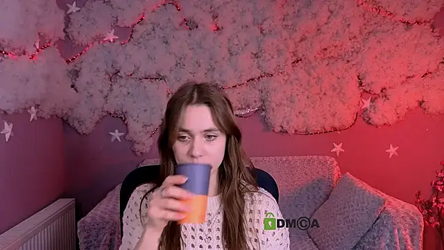 laurenmurrr online show from March 11, 2026, 1:38 pm