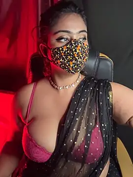 queen-panda online show from March 20, 2026, 6:09 pm